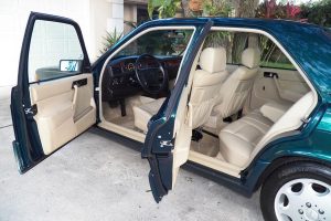 Μεταχειρισμένη Mercedes 190E του 1993 είναι σαν καινούργια!