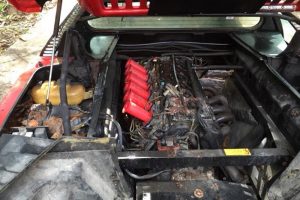 BMW M1 τρακαρισμένη από το 1985 πωλήθηκε 125.000 δολάρια!