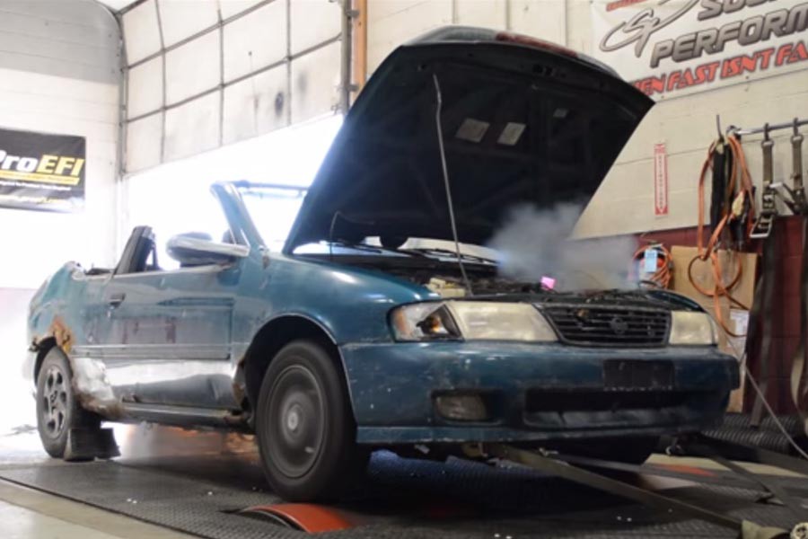 Αυτό το σάπιο Nissan Sunny δεν «πεθαίνει» με τίποτα (video)
