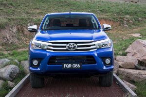 Νέο Toyota Hilux με ντίζελ κινητήρες 2.4 και 2.8 λίτρων