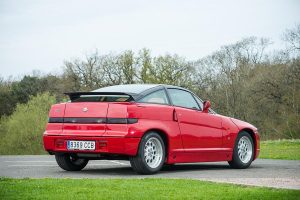 Συλλεκτική Alfa Romeo SZ του 1991 με μόλις 860 χιλιόμετρα!