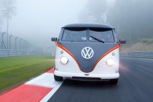 Volkswagen T1 Race Taxi με 530 ίππους για γρήγορες κούρσες!