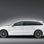 Νέα Skoda Superb Combi με τεράστιο χώρο αποσκευών