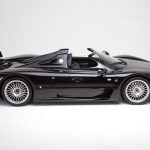 Σπάνια Mercedes CLK GTR Roadster του 1999 με 6 χιλιόμετρα!