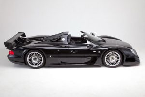 Σπάνια Mercedes CLK GTR Roadster του 1999 με 6 χιλιόμετρα!