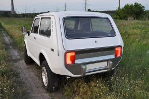 Lada Niva με νέο look εμπρός – πίσω δείχνει εντυπωσιακό