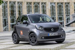 Smart fortwo με ηχεία ισχύος 5.720 watts για πολύ δυνατό ήχο!