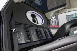 Smart fortwo με ηχεία ισχύος 5.720 watts για πολύ δυνατό ήχο!