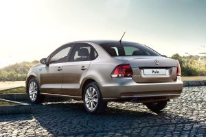 Ανανεωμένο Volkswagen Polo sedan με κινητήρες 1.6 λίτρων