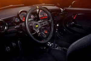 ΜΙΝΙ John Cooper Works 300 PS by Krumm – Performance