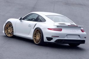 Porsche 911 Turbo S από την Prototyp Production με 604 ίππους