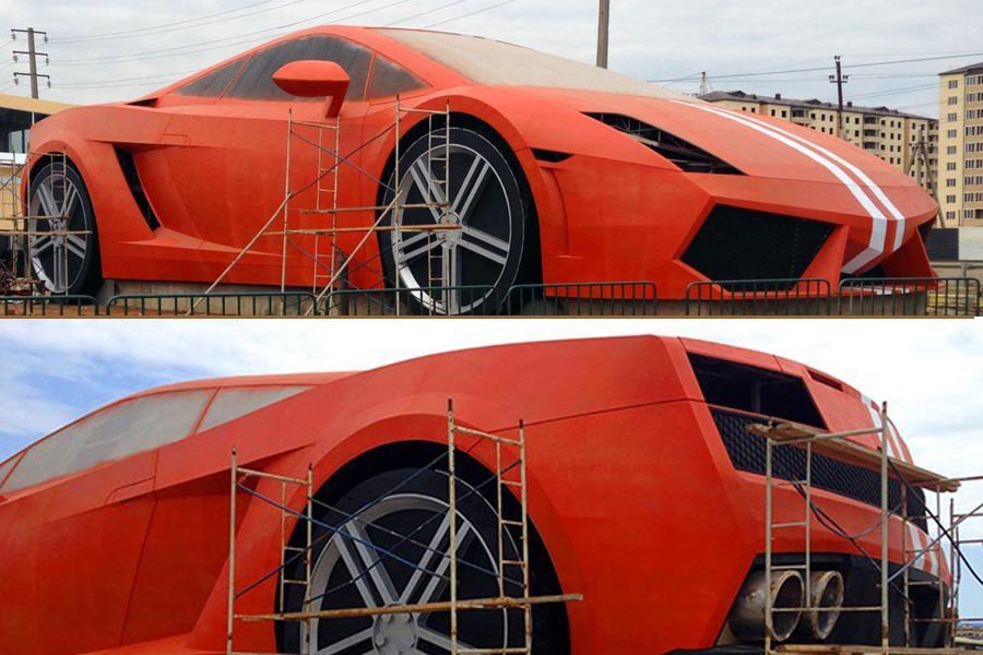 Μια γιγάντια Lamborghini Gallardo για τον Γκιούλιβερ!