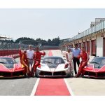 Τέσσερις Ferrari FXX K ακούγονται Α-Π-Ι-Σ-Τ-Ε-Υ-Τ-Α! (video)