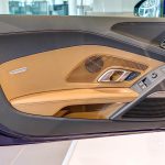 Audi R8 V10 με χρώμα Αβάνας από μέσα και Σαντορίνης απ’έξω