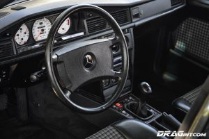 Σπάνια Mercedes 190 E 2.5-16 Evolution II με… πόσο;;;