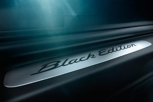 Νέα σειρά Porsche Boxster και 911 Carrera Black Edition