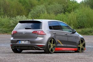 Volkswagen Golf GTD 2.0 221 PS με ήχο από V8! (+video)