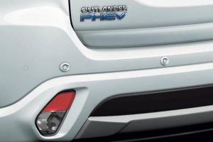 Ανανεωμένο Mitsubishi Outlander PHEV με 4,9 λτ. κατανάλωση