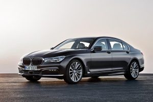 Νέα BMW Σειρά 7 και υβριδική 2.0 Turbo με 2,1 λτ. κατανάλωση!