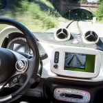 Το smart fourfour μετατράπηκε σε μίνι τραίνο smart forrail! (+video)