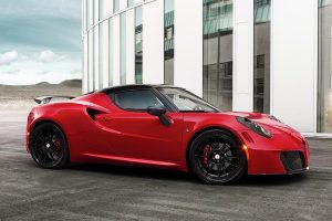 Alfa Romeo 4C 1750 με 313 ίππους και επιδόσεις supercar