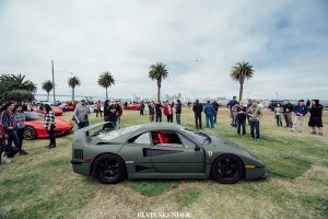 Ferrari F40 «ντύθηκε» στα χακί και βγήκε για… περίπολο