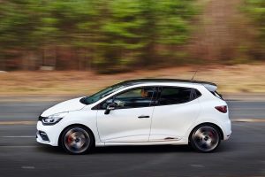 Ανακοινώθηκαν οι επιδόσεις του Renault Clio R.S. 220 Trophy