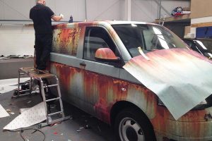 VW Transporter με «σκουριασμένη» μεμβράνη είναι εκπληκτικό!