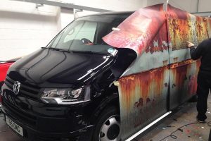 VW Transporter με «σκουριασμένη» μεμβράνη είναι εκπληκτικό!