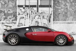 Πωλείται η πρώτη Bugatti Veyron του 2006 με μόλις 1.230 χλμ.!