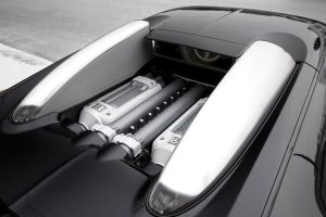 Πωλείται η πρώτη Bugatti Veyron του 2006 με μόλις 1.230 χλμ.!