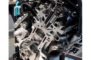 BMW με υδρογόνο, άμεσο ψεκασμό νερού και plug-in hybrid