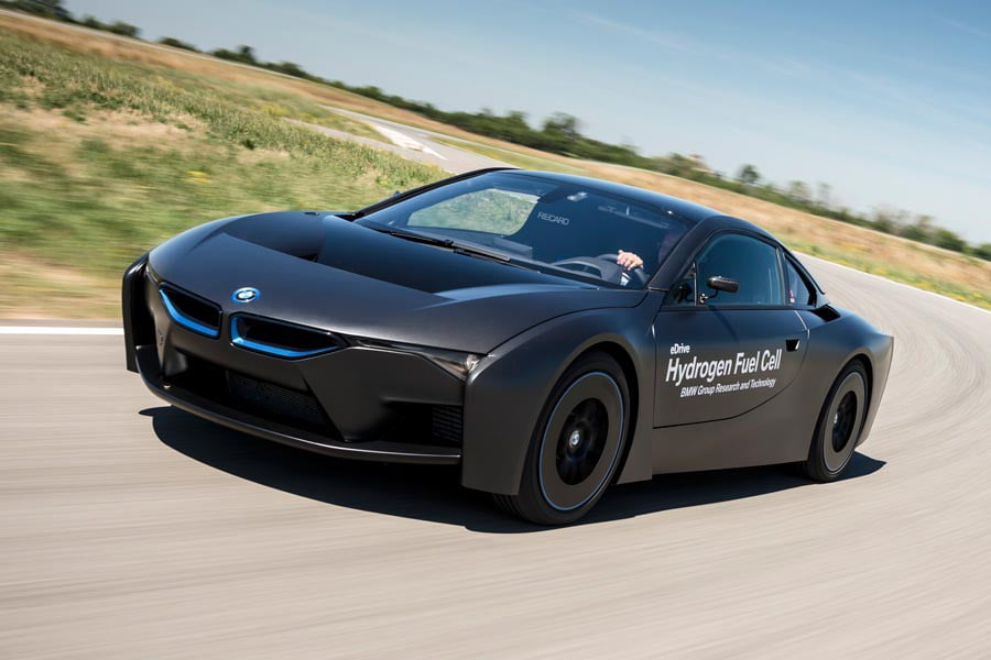 BMW με υδρογόνο, άμεσο ψεκασμό νερού και plug-in hybrid