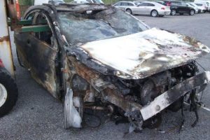 Καμένη Mercedes-AMG A 45 με 19.000 χλμ. πωλείται 9.500€!