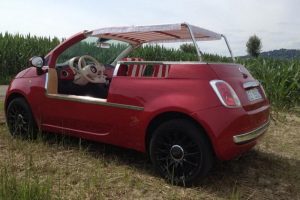 80.000 ευρώ για Fiat 500 κάμπριο με τέντα και ψάθες; Ε, ποτέ!