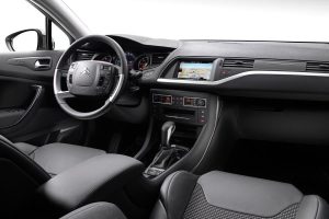 Citroen C5 με νέους κινητήρες πετρελαίου και αναβαθμίσεις