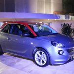 Το νέο Opel Astra πάτησε στην Ελλάδα μαζί με το μίνι Karl