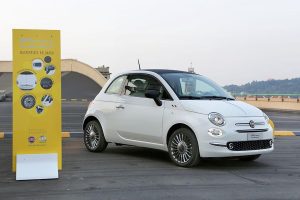Ανανεωμένο Fiat 500 με νέα trendy και μοδάτα αξεσουάρ