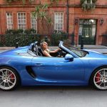 Η Μαρία Σαράποβα τεστάρει τη νέα Porsche Boxster Spyder