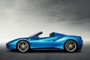 Νέα Ferrari 488 Spider με 670 hp και αναδιπλούμενη οροφή