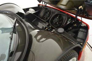 Ferrari F50 του 1995 με 8.500 χλμ. πωλείται 2.599.900 δολάρια!