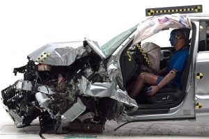 Το Audi Q3 αντιμέτωπο με το σκληρότερο crash test (video)