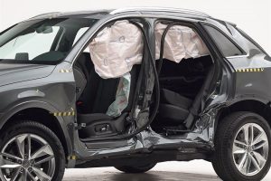Το Audi Q3 αντιμέτωπο με το σκληρότερο crash test (video)