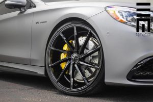 Mercedes S 63 AMG Coupe σε ματ γκρι είναι κτήνος!