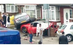 Ενοικιασμένη για γάμο Ferrari 458 Italia τα έκανε γυαλιά – καρφιά!