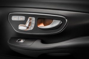 Νέα Mercedes V-Class AMG Line με όλους τους κινητήρες