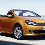 Το Volkswagen Golf Cabriolet ανανεώνεται μέσα - έξω