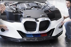 Επετειακή BMW 3.0 CSL Hommage R με αγωνιστική στολή