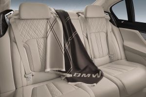 BMW Σειρά 7 με M Performance Package και άλλα αξεσουάρ