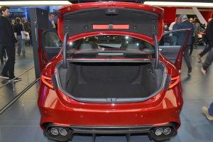 Αποκαλυπτήρια της Alfa Romeo Giulia και εκ των έσω!